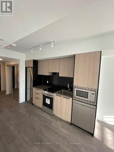 1506 - 18 Maitland Terrace, Toronto, ON - Indoor Photo Showing Kitchen