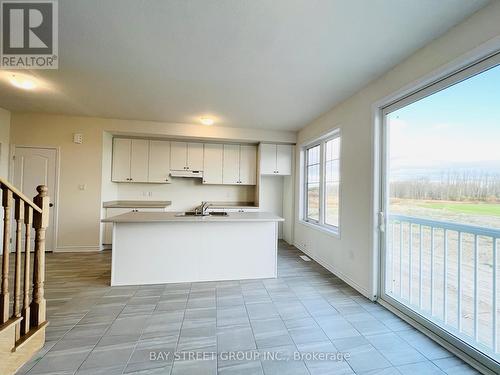 78 Sandhill Crane Drive, Wasaga Beach, ON - Indoor Photo Showing Kitchen