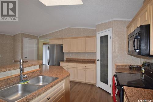 513 Brook Crescent, Shellbrook, SK - Indoor Photo Showing Kitchen With Double Sink