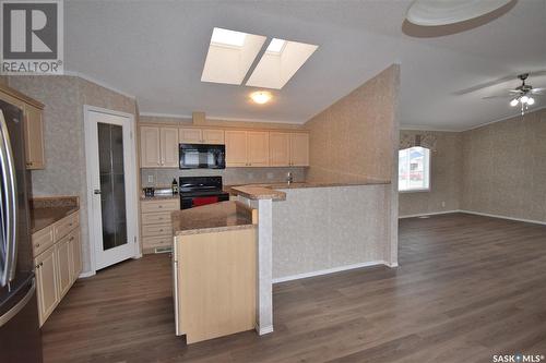 513 Brook Crescent, Shellbrook, SK - Indoor Photo Showing Kitchen