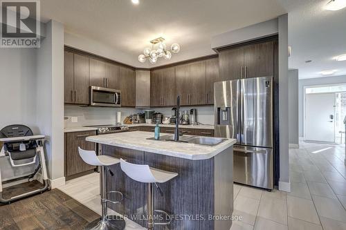 357 Edgevalley Road, London, ON - Indoor Photo Showing Kitchen With Stainless Steel Kitchen