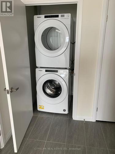 1102 - 104 Garment Street, Kitchener, ON - Indoor Photo Showing Laundry Room