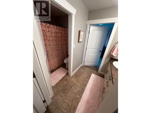 5133 Nicholson Road, Chetwynd, BC - Indoor