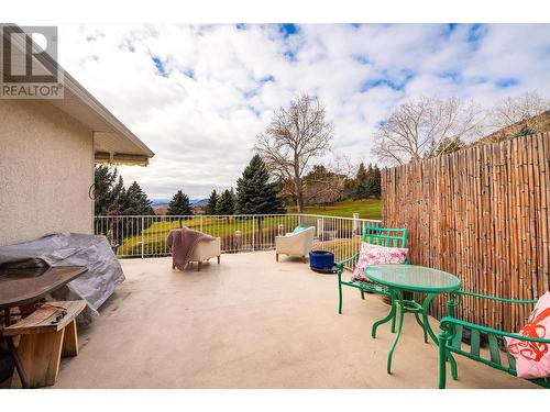 2377 Shannon Woods Drive Unit# 212, West Kelowna, BC - Outdoor With Exterior