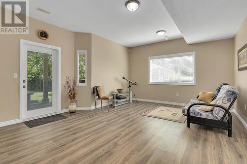 203 Biggar Road, Kelowna, BC - Indoor