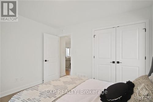 252 Trudeau Crescent, Russell, ON - Indoor Photo Showing Bedroom