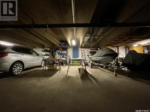 4021 Gordon Road, Regina, SK - Indoor Photo Showing Garage