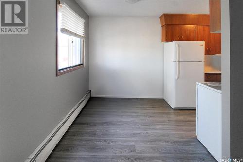 341 2Nd Avenue Se, Swift Current, SK - Indoor Photo Showing Kitchen