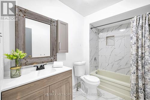 119 Albany Drive, Vaughan, ON - Indoor Photo Showing Bathroom