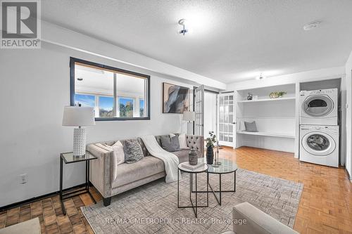 119 Albany Drive, Vaughan, ON - Indoor Photo Showing Laundry Room