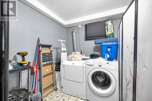 119 Albany Drive, Vaughan, ON - Indoor Photo Showing Laundry Room