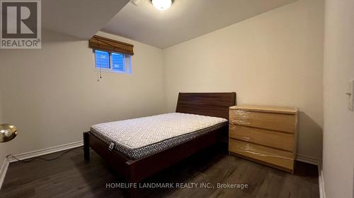 #1 - 2527 Kingsberry Crescent, Mississauga, ON - Indoor Photo Showing Bedroom