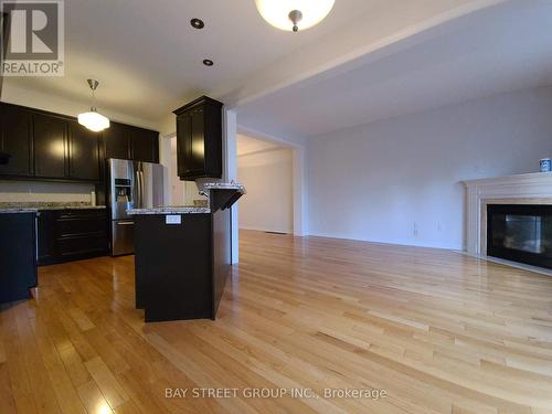 1277 Craigleith Road, Oakville, ON - Indoor Photo Showing Kitchen With Fireplace