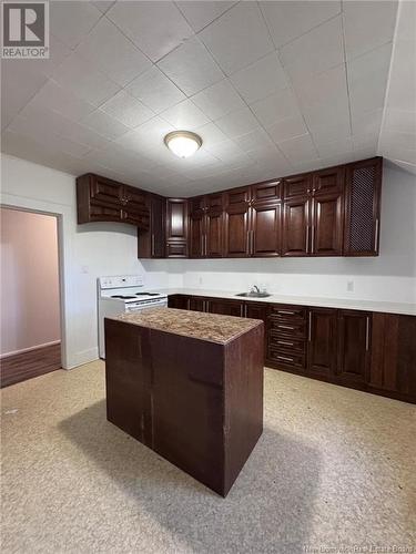 393 Adelaide Street, Dalhousie, NB - Indoor Photo Showing Kitchen