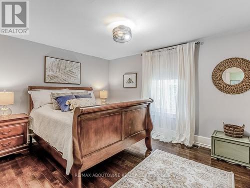 21 Badenoch Street, Puslinch, ON - Indoor Photo Showing Bedroom