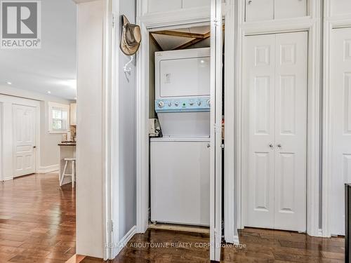 21 Badenoch Street, Puslinch, ON - Indoor Photo Showing Laundry Room