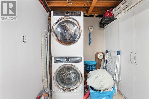 8 - 122 Lakeshore Road, St. Catharines, ON - Indoor Photo Showing Laundry Room