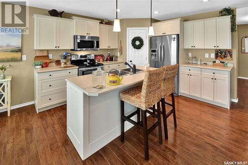 128 Mcdonald Street, Aberdeen, SK - Indoor Photo Showing Kitchen With Double Sink