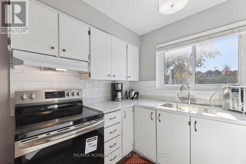 49 - 1300 Oxford Street, Oshawa, ON - Indoor Photo Showing Kitchen