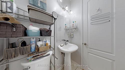 12 Winkler Terrace, Toronto, ON - Indoor Photo Showing Bathroom