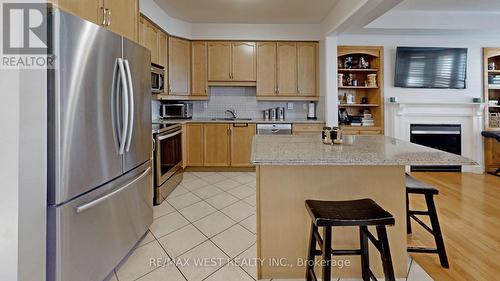 12 Winkler Terrace, Toronto, ON - Indoor Photo Showing Kitchen