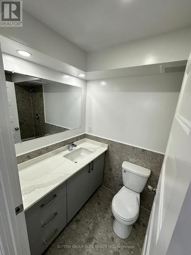 1006 - 100 Wingarden Court, Toronto, ON - Indoor Photo Showing Bathroom