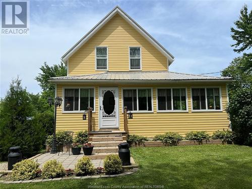 1009 East West Road, Pelee Island, ON - Outdoor With Facade