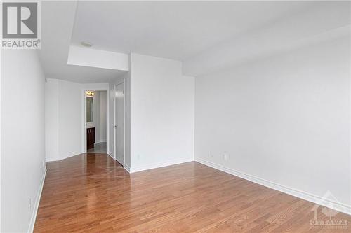 200 Rideau Street Unit#904, Ottawa, ON - Indoor Photo Showing Other Room