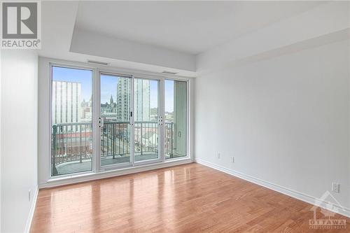 200 Rideau Street Unit#904, Ottawa, ON - Indoor Photo Showing Other Room