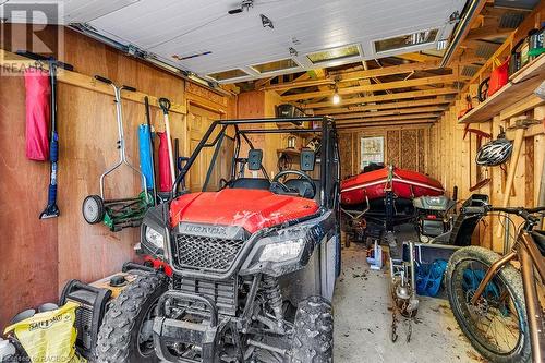 Single car garage - 414499 Baseline Road, West Grey, ON - Indoor Photo Showing Garage