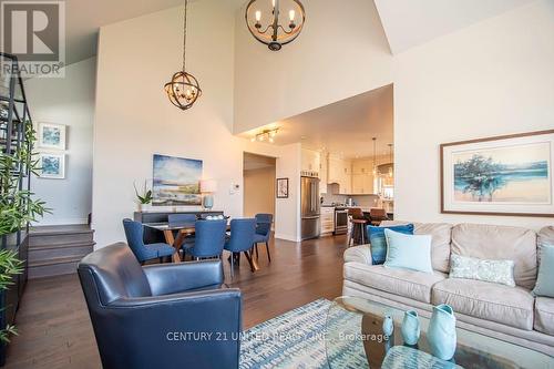 90 Homewood Avenue, Trent Hills (Hastings), ON - Indoor Photo Showing Living Room