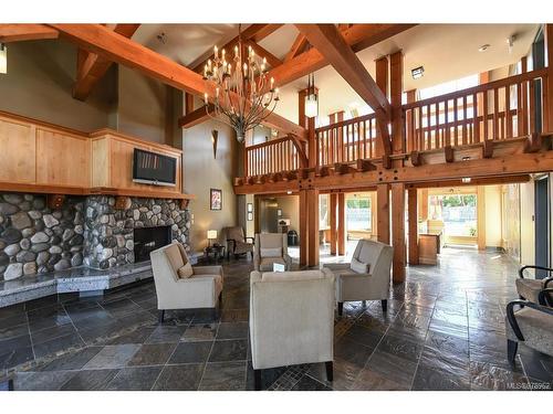 109B-1800 Riverside Lane, Courtenay, BC - Indoor With Fireplace