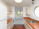 210-205 1St St, Courtenay, BC  - Indoor Photo Showing Kitchen 