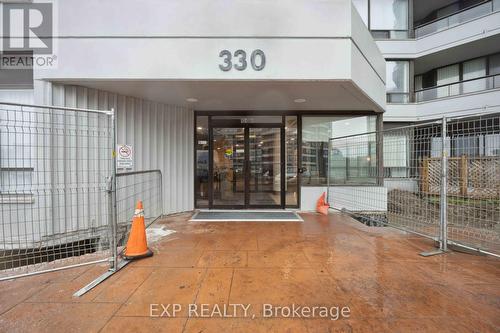 401 - 330 Alton Towers Circle, Toronto, ON - Outdoor