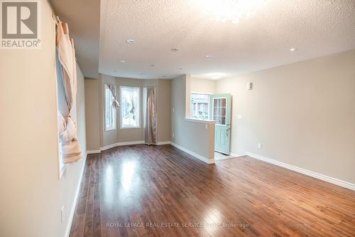 533 Nairn Circle, Milton, ON - Indoor Photo Showing Other Room