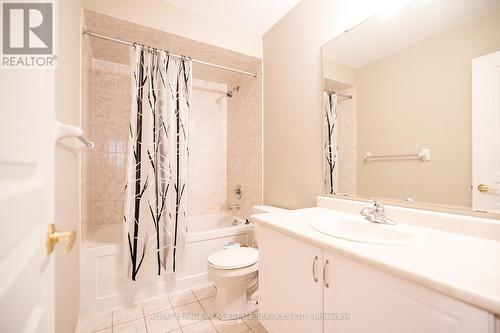 533 Nairn Circle, Milton, ON - Indoor Photo Showing Bathroom