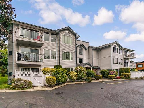 203-435 Morison Ave, Parksville, BC - Outdoor With Balcony With Facade