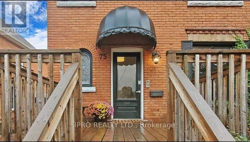 2 - 75 Ontario Avenue, Hamilton, ON - Outdoor