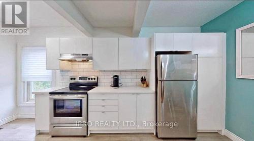 2 - 75 Ontario Avenue, Hamilton, ON - Indoor Photo Showing Kitchen With Stainless Steel Kitchen