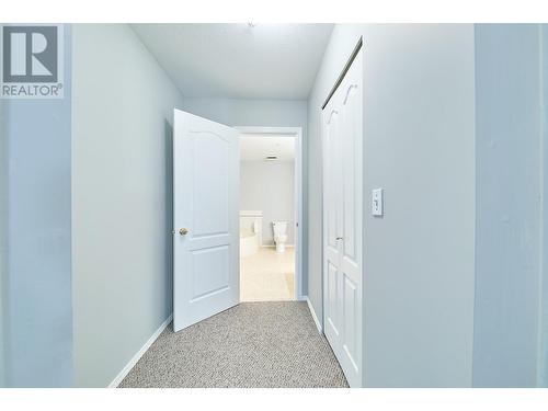 305 19236 Ford Road, Pitt Meadows, BC - Indoor Photo Showing Other Room