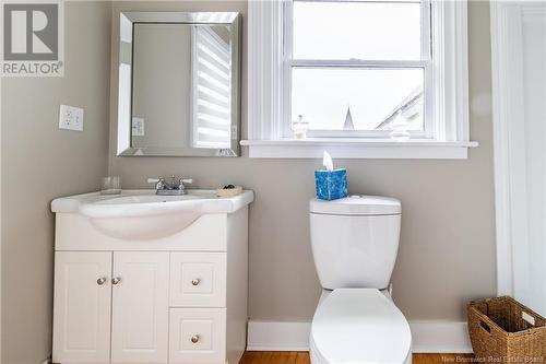 121 Prince Albert Street, Woodstock, NB - Indoor Photo Showing Bathroom