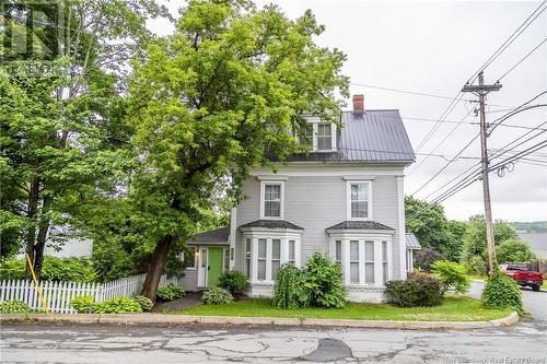 121 Prince Albert Street, Woodstock, NB - Outdoor With Facade