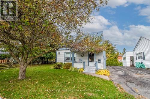 126 Circle Drive, Trent Hills (Campbellford), ON - Outdoor With Facade