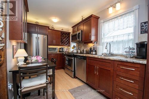 126 Circle Drive, Trent Hills (Campbellford), ON - Indoor Photo Showing Kitchen