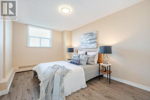 1808 - 5 Parkway Forest Drive, Toronto, ON - Indoor Photo Showing Bedroom