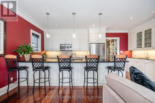 701 - 40 Trott Boulevard, Collingwood, ON - Indoor Photo Showing Kitchen With Upgraded Kitchen