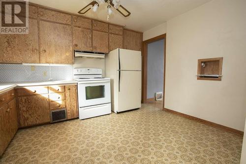 532 Bush St, Sault Ste. Marie, ON - Indoor Photo Showing Kitchen