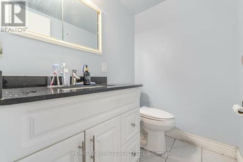 702 - 3577 Derry Road E, Mississauga, ON - Indoor Photo Showing Bathroom