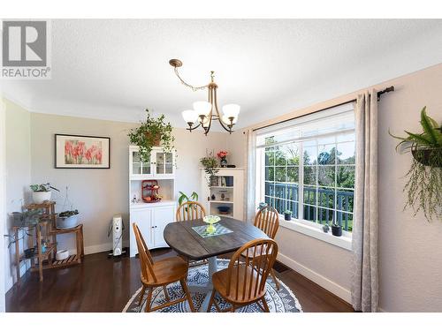 3766 Wetton Road, West Kelowna, BC - Indoor Photo Showing Dining Room