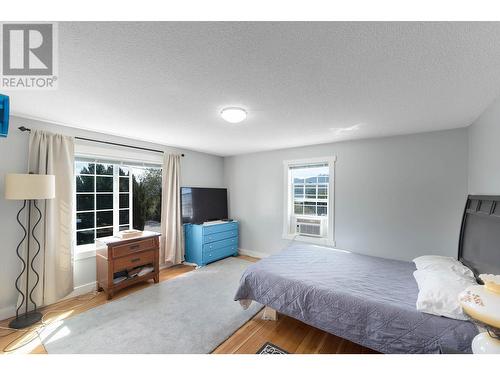 3766 Wetton Road, West Kelowna, BC - Indoor Photo Showing Bedroom